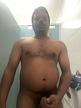 Snapshot of slvboi chatting on 18, 9, 2025 slvboi online show from 18, 9, 2025