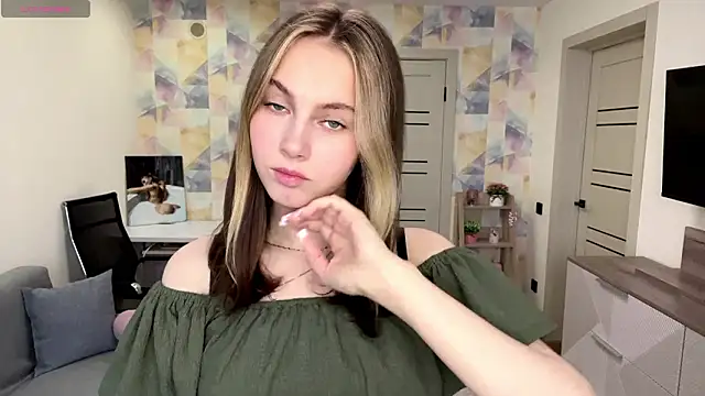 NylaNadler online show from 25, 2, 2026