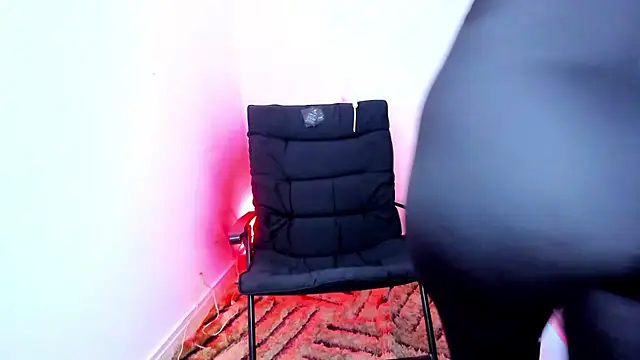 Snapshot of penelopestar_2 chatting on 15, 10, 2025 penelopestar 2 online show from 15, 10, 2025