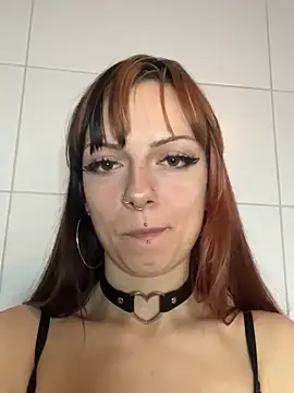 LilithKinkyDesire online show from 6, 4, 2026