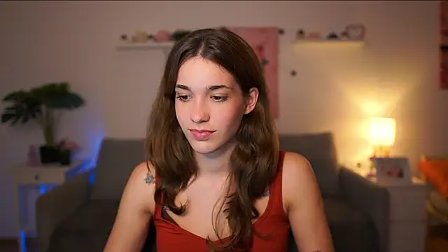 Snapshot of kissie_cat chatting on 1, 10, 2025 kissie cat online show from 1, 10, 2025