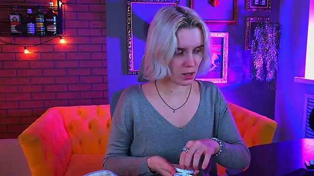 Snapshot of BethanyCloud chatting on 23, 12, 2025 BethanyCloud online show from 23, 12, 2025