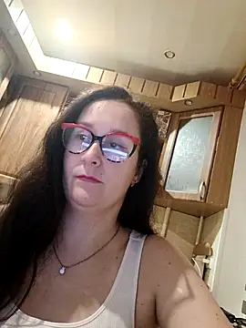 Amandda  online show from 23, 11, 2025