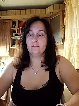 Amandda  online show from 28, 7, 2026