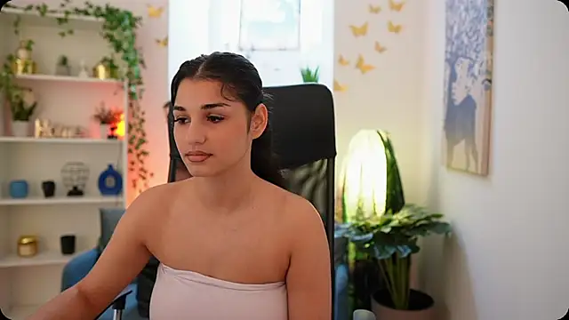 Josie  Lynn online show from 11, 9, 2025