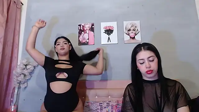 Olivia Spear online show from 7, 11, 2025