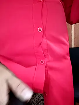 Mia-Glow online show from 19, 11, 2025