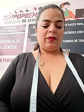 Mia-Glow online show from 15, 1, 2026