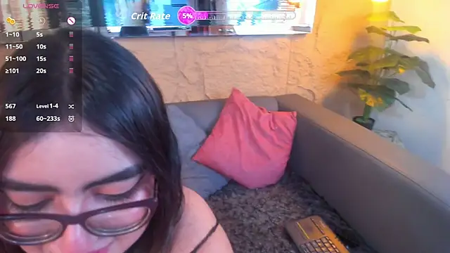 April  foxx online show from 16, 9, 2025