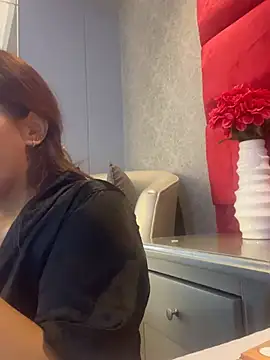 Snapshot of VictoriaFerro chatting on 8, 7, 2026 VictoriaFerro online show from 8, 7, 2026