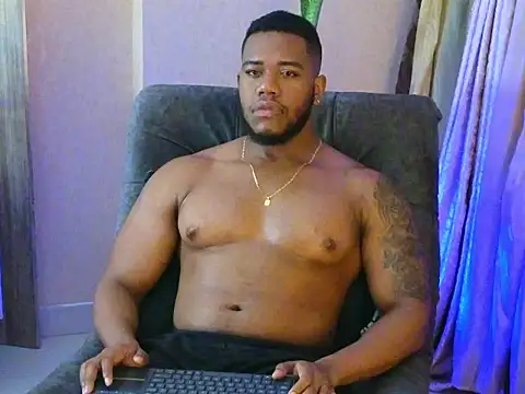 Snapshot of BenjaminCol_ chatting on 4, 10, 2025 BenjaminCol online show from 4, 10, 2025