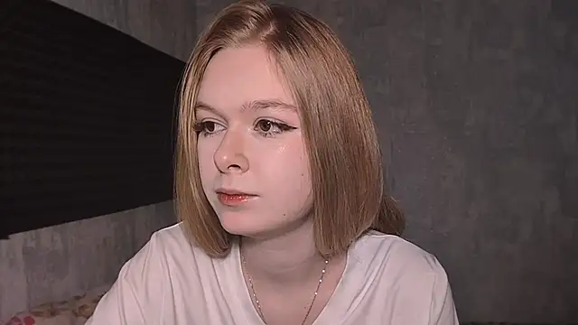 LiaVibes online show from 7, 4, 2026