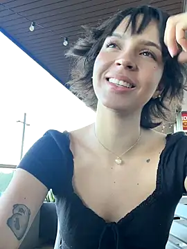 Adry Bach  online show from 25, 11, 2025