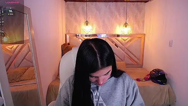 Natalie loffreda online show from 23, 3, 2026