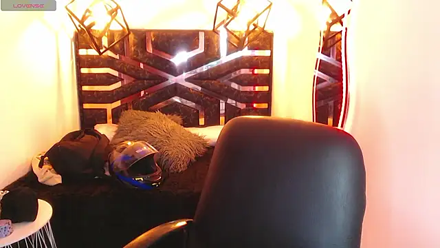 Natalie loffreda online show from 25, 3, 2026