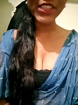 Snapshot of Telugu___Sexygirl___Naidu chatting on 23, 10, 2025 Telugu Sexygirl Naidu online show from 23, 10, 2025