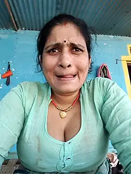 Snapshot of Hot-piuy chatting on 24, 9, 2025 Hot-piuy online show from 24, 9, 2025