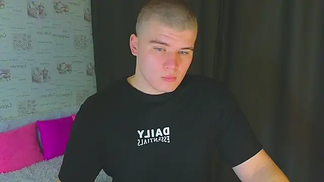 kittenmurr online show from 2, 10, 2025