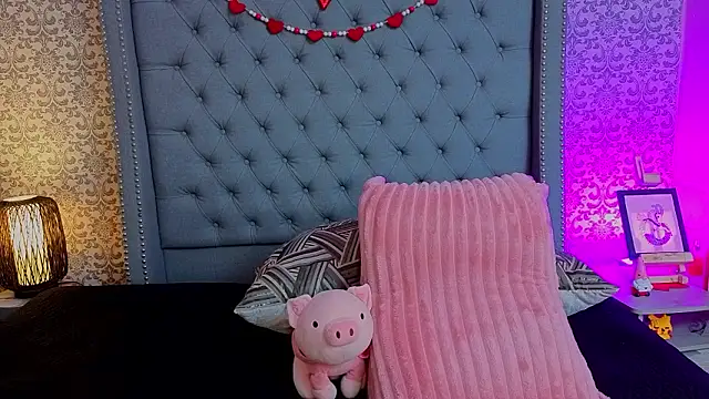 Abby roussee online show from 16, 2, 2026