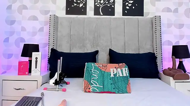 natasha moreno online show from 7, 3, 2026