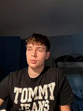 Snapshot of Fappatore_Nato05 chatting on 29, 9, 2025 Fappatore Nato05 online show from 29, 9, 2025