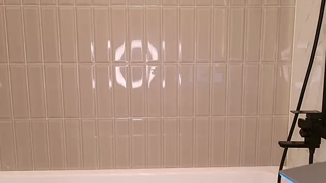 shes rebel online show from 22, 12, 2025