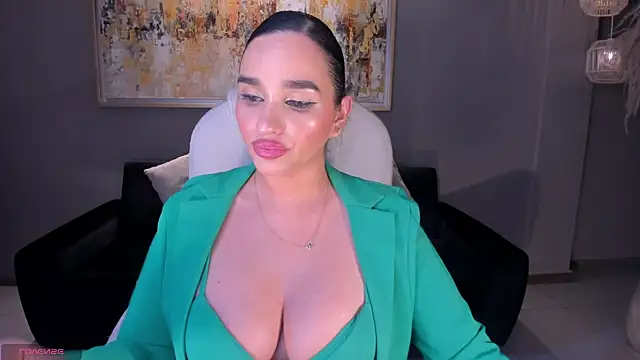 Snapshot of NovaSpencer chatting on 28, 10, 2025 NovaSpencer online show from 28, 10, 2025