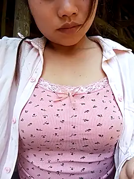 EllyBaby20 online show from 7, 4, 2026