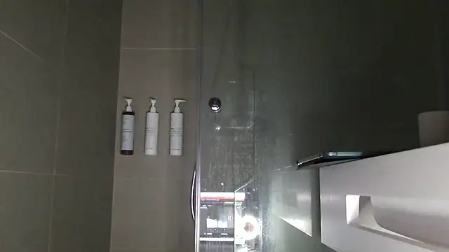 Snapshot of TallDrink11 chatting on 20, 11, 2025 TallDrink11 online show from 20, 11, 2025