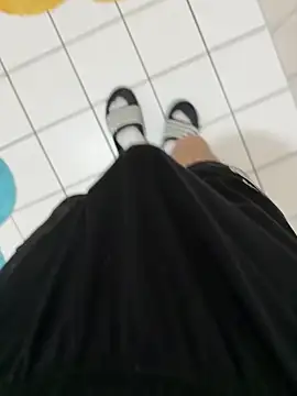 Snapshot of Dicksxd chatting on 17, 11, 2025 Dicksxd online show from 17, 11, 2025