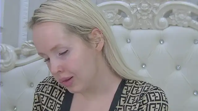 Snapshot of EllieFrosty_ chatting on 18, 4, 2026 EllieFrosty online show from 18, 4, 2026