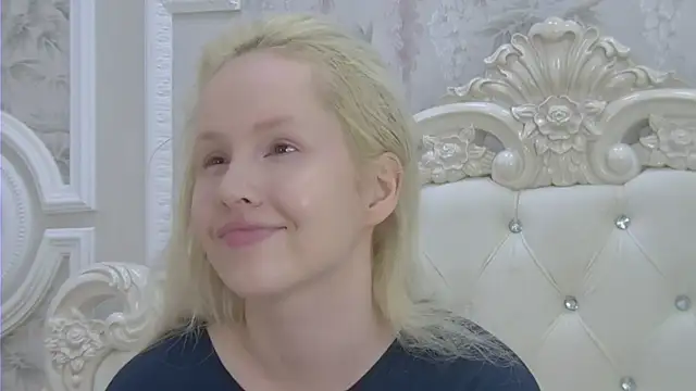 Snapshot of EllieFrosty_ chatting on 14, 5, 2026 EllieFrosty online show from 14, 5, 2026