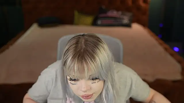 Yuki sun online show from 8, 11, 2025