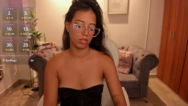 Snapshot of raven_stonee chatting on 11, 10, 2025 raven stonee online show from 11, 10, 2025