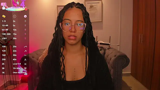 Snapshot of raven_stonee chatting on 24, 10, 2025 raven stonee online show from 24, 10, 2025