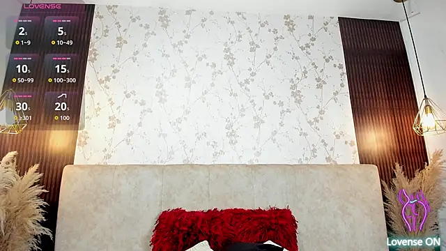 Snapshot of RubyMonroe_ chatting on 17, 10, 2025 RubyMonroe online show from 17, 10, 2025