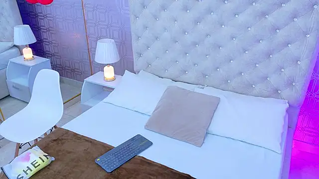 Snapshot of Samanta_Isel chatting on 20, 2, 2026 Samanta Isel online show from 20, 2, 2026