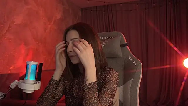 LumeNova online show from 6, 3, 2026