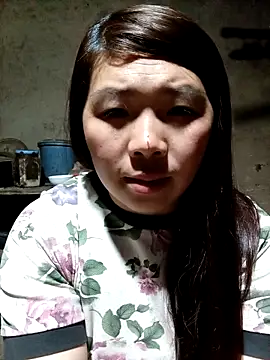 quynhkoolbae online show from 4, 12, 2025