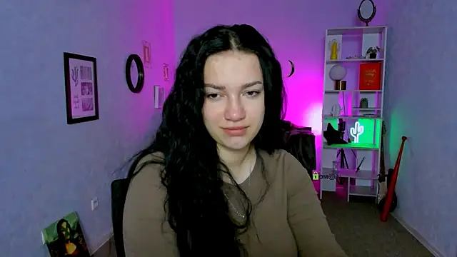 Snapshot of miss_ella_ chatting on 25, 9, 2025 miss ella online show from 25, 9, 2025