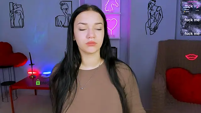 Snapshot of miss_ella_ chatting on 11, 10, 2025 miss ella online show from 11, 10, 2025