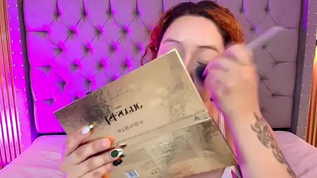 Suxan White  online show from 19, 3, 2026