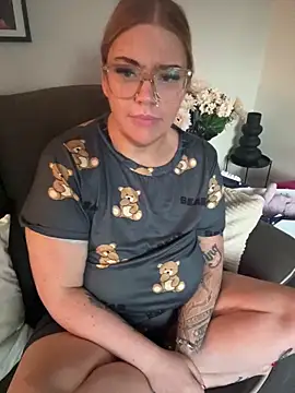 MysteriousMylaX online show from 8, 10, 2025