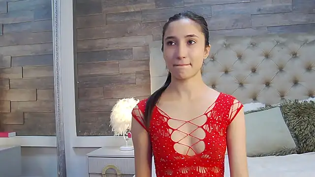 Snapshot of CarolinaBlair chatting on 31, 10, 2025 CarolinaBlair online show from 31, 10, 2025