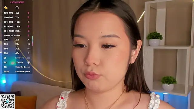 AlberthaEscue online show from 2, 12, 2025