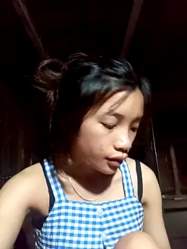 Snapshot of beobeo_2xx chatting on 11, 9, 2025 beobeo 2xx online show from 11, 9, 2025