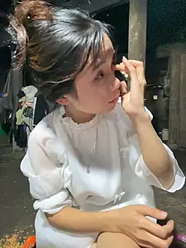 Snapshot of beobeo_2xx chatting on 6, 10, 2025 beobeo 2xx online show from 6, 10, 2025