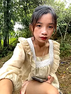 Snapshot of beobeo_2xx chatting on 9, 10, 2025 beobeo 2xx online show from 9, 10, 2025