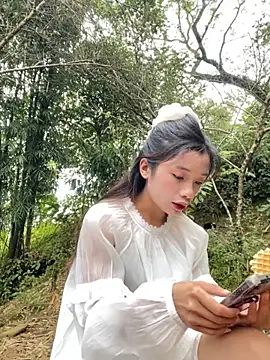 Snapshot of beobeo_2xx chatting on 18, 10, 2025 beobeo 2xx online show from 18, 10, 2025