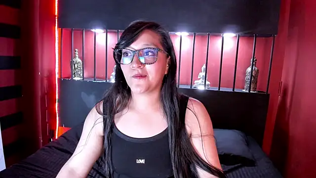 Snapshot of Skye_bluee_ chatting on 11, 9, 2025 Skye bluee online show from 11, 9, 2025